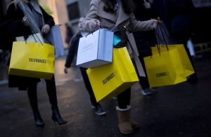 UK retail sales and consumer confidence fall as inflation mounts